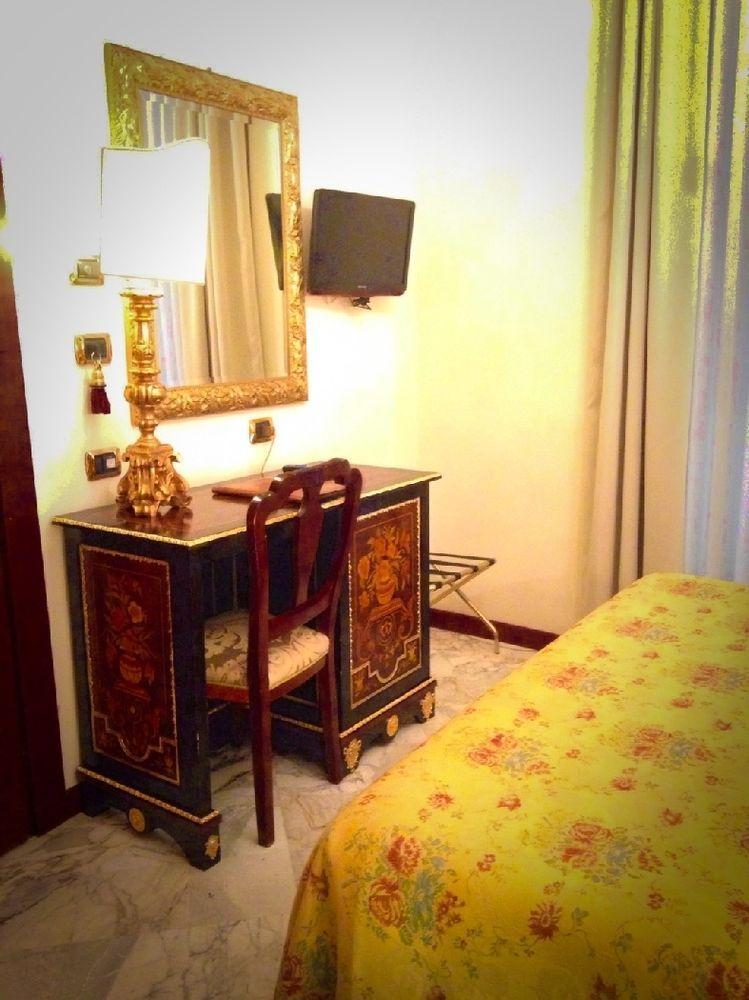 Hotel Des Epoques Ρώμη Εξωτερικό φωτογραφία