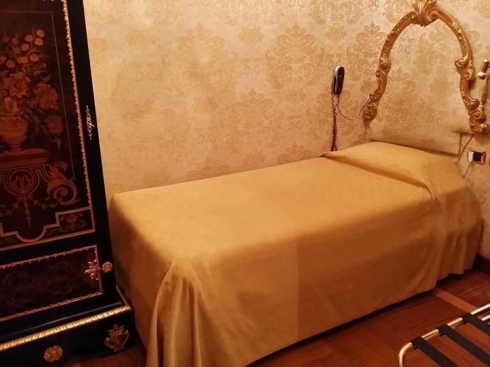 Hotel Des Epoques Ρώμη Εξωτερικό φωτογραφία
